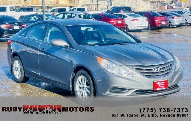 2012 - Hyundai - Sonata - $8,995