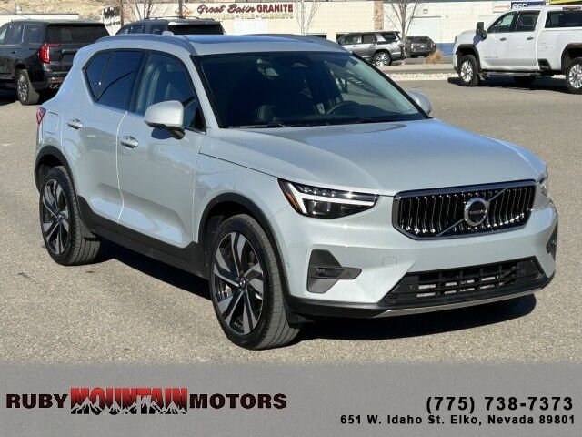 2024 - Volvo - XC40 - $45,995