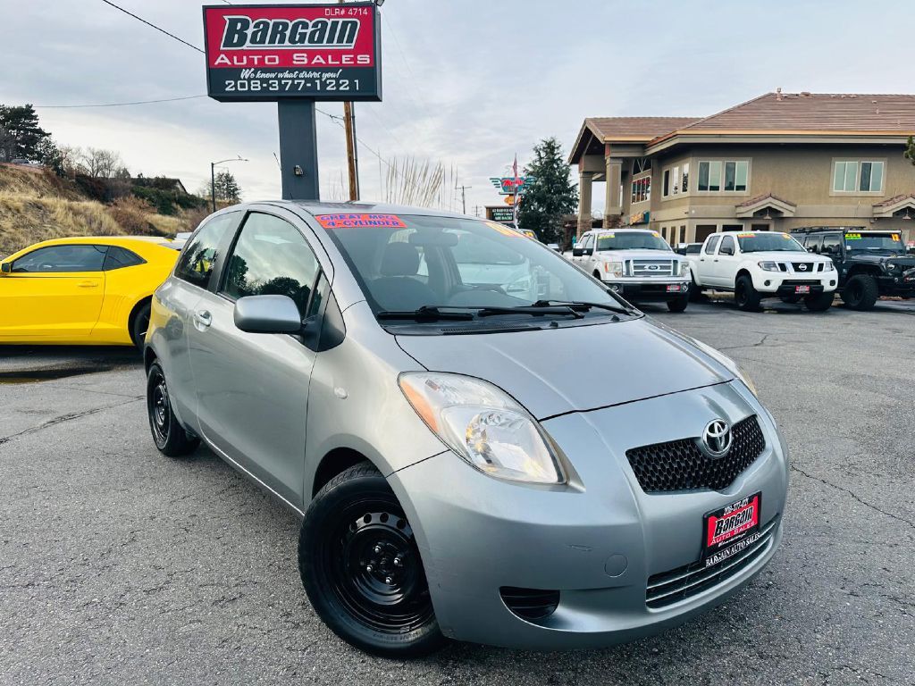 2008 - TOYOTA - YARIS - $4,995