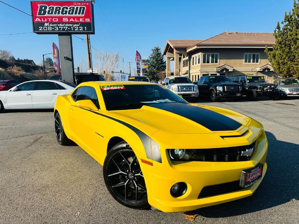 2010 - CHEVROLET - CAMARO - $15,995