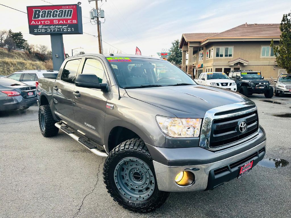 2011 - TOYOTA - TUNDRA - $18,995