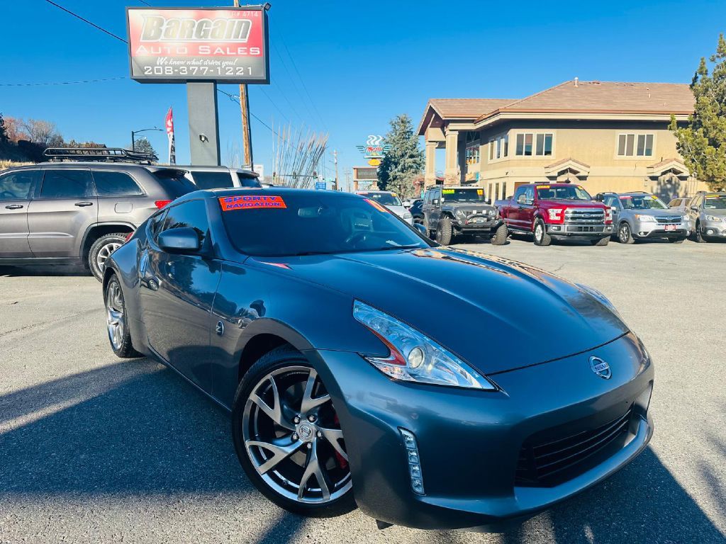 2017 - NISSAN - 370Z - $23,995