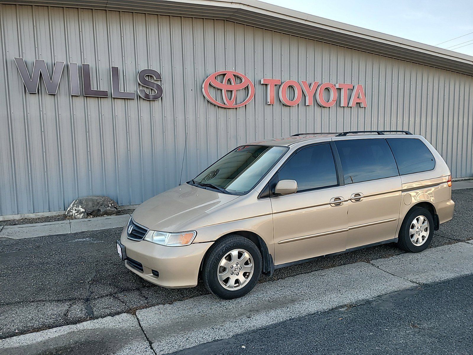 2002 - Honda - Odyssey - $3,997