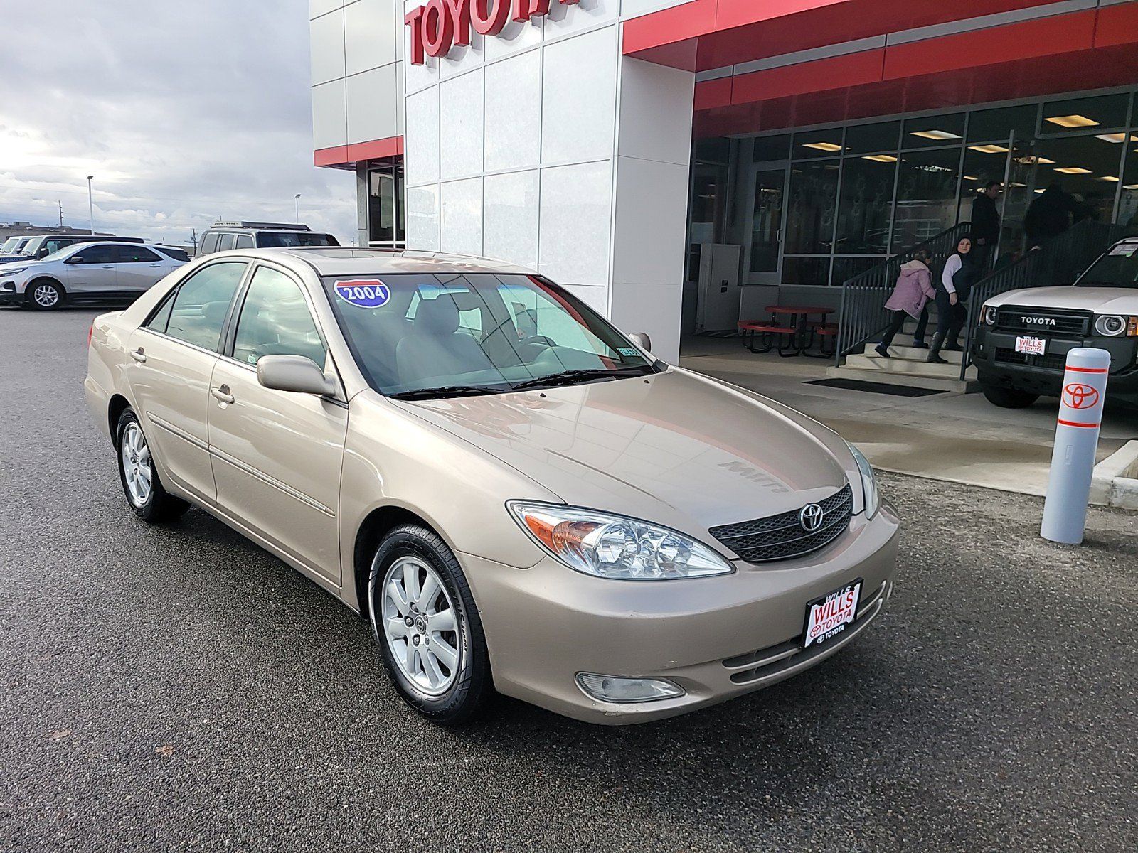 2004 - Toyota - Camry - $6,994