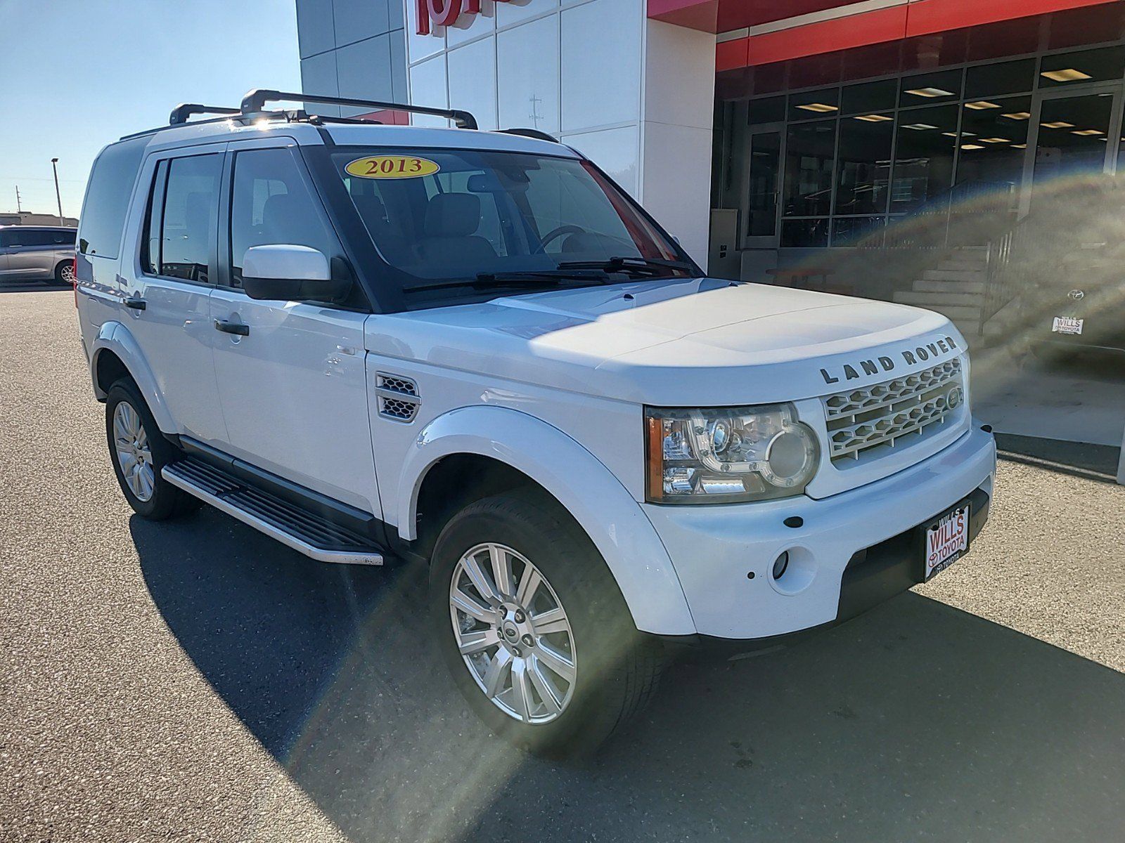 2013 - Land Rover - LR4 - $7,421