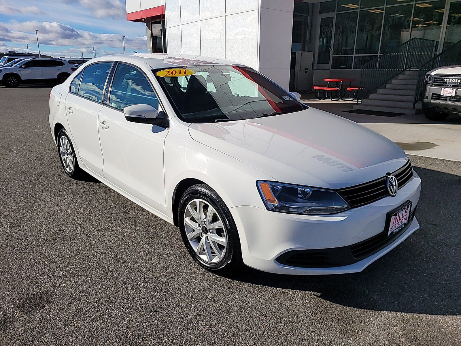 2011 - Volkswagen - Jetta Sedan - $6,995