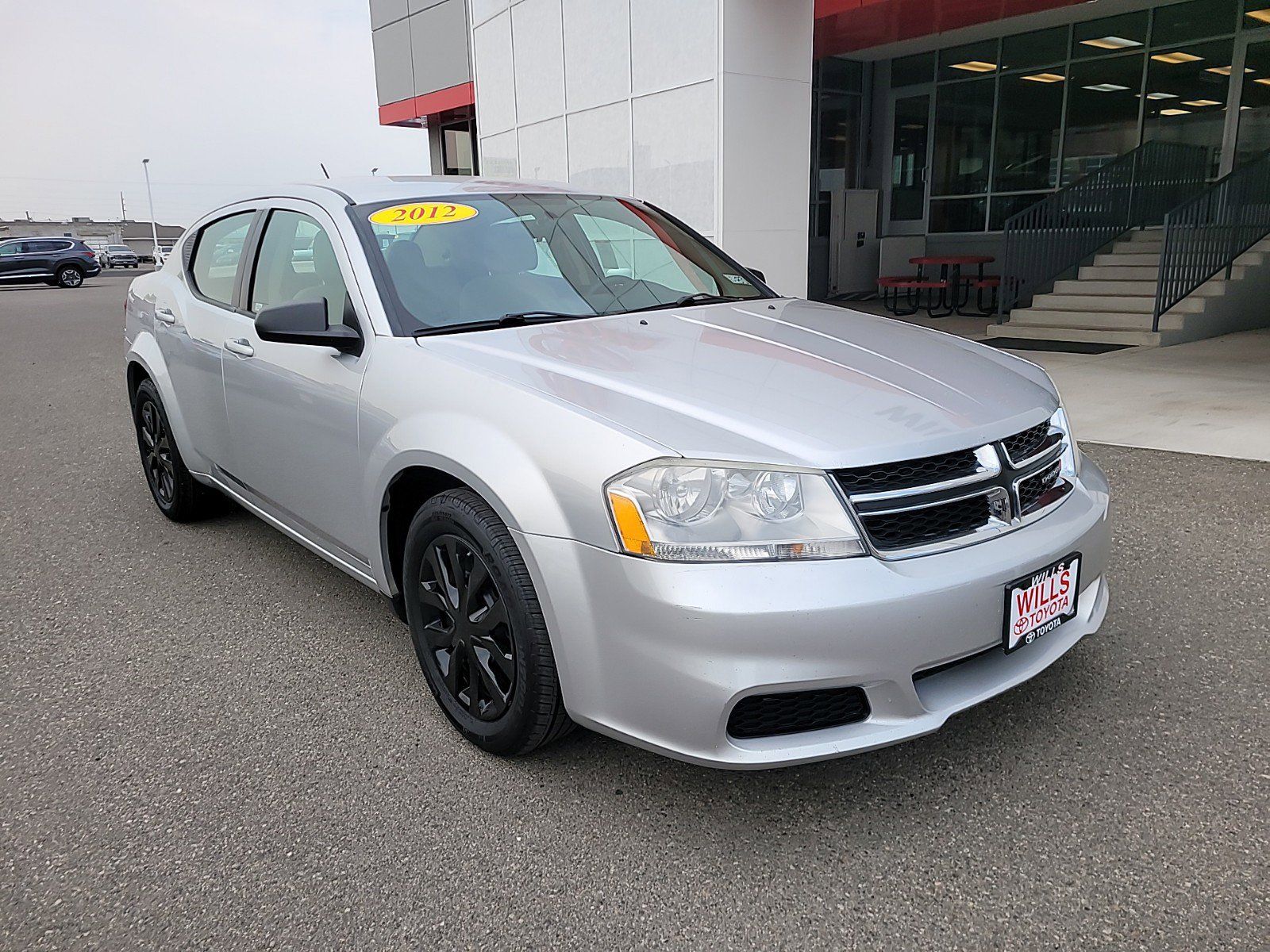 2012 - Dodge - Avenger - $6,999