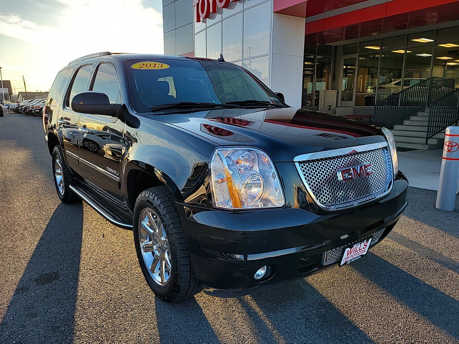 2013 - GMC - Yukon - $17,995