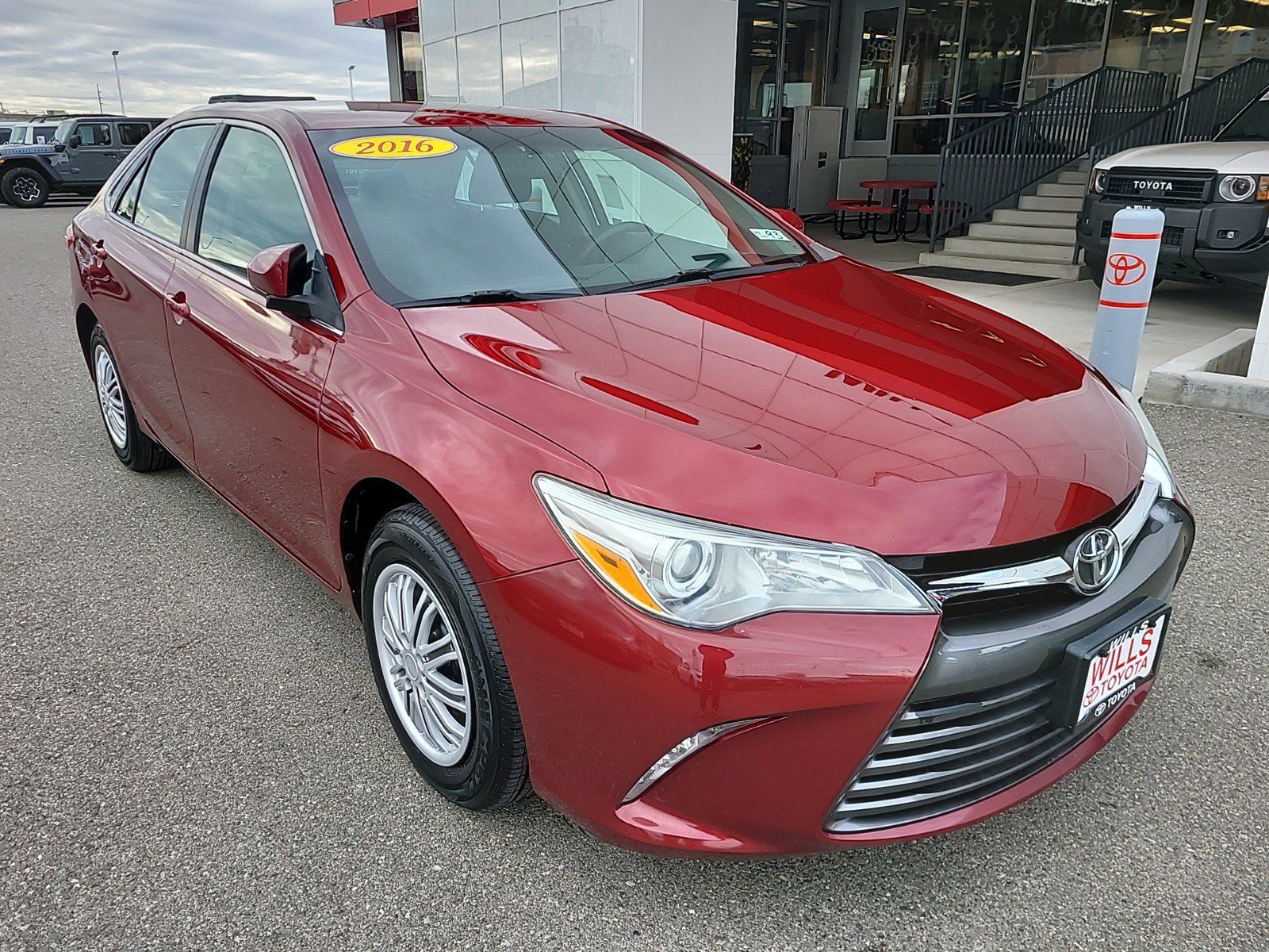 2016 - Toyota - Camry - $15,999