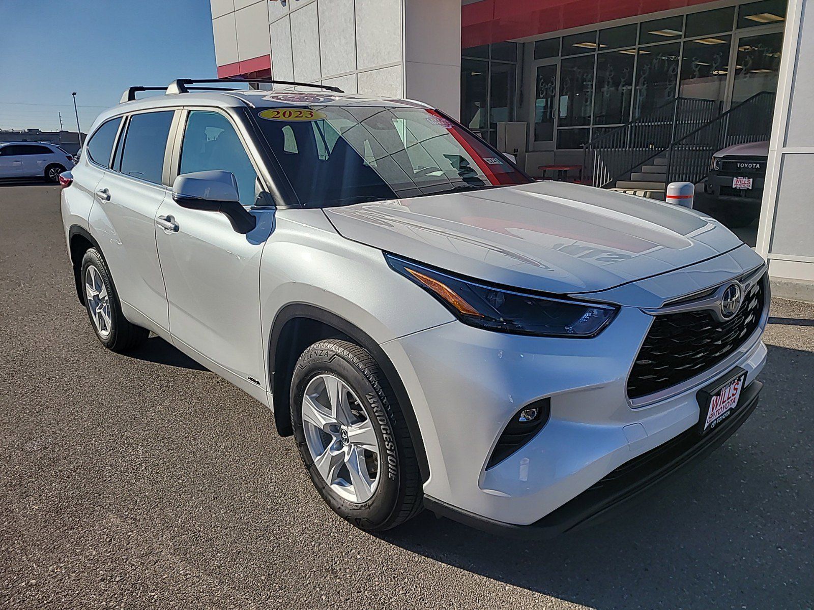 2023 - Toyota - Highlander - $41,995