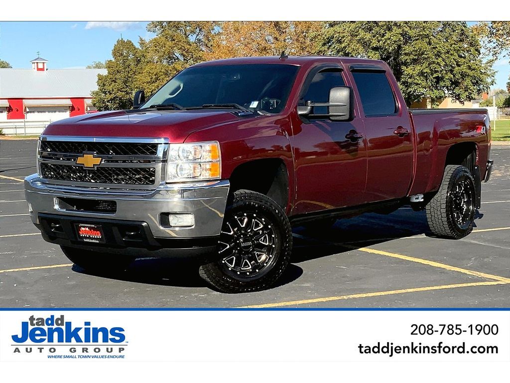 2013 - Chevrolet - Silverado - $32,995