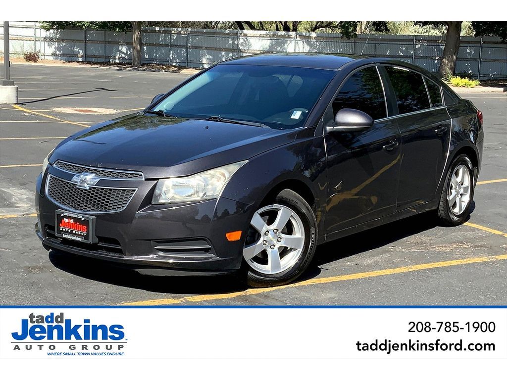 2014 - Chevrolet - Cruze - $6,995