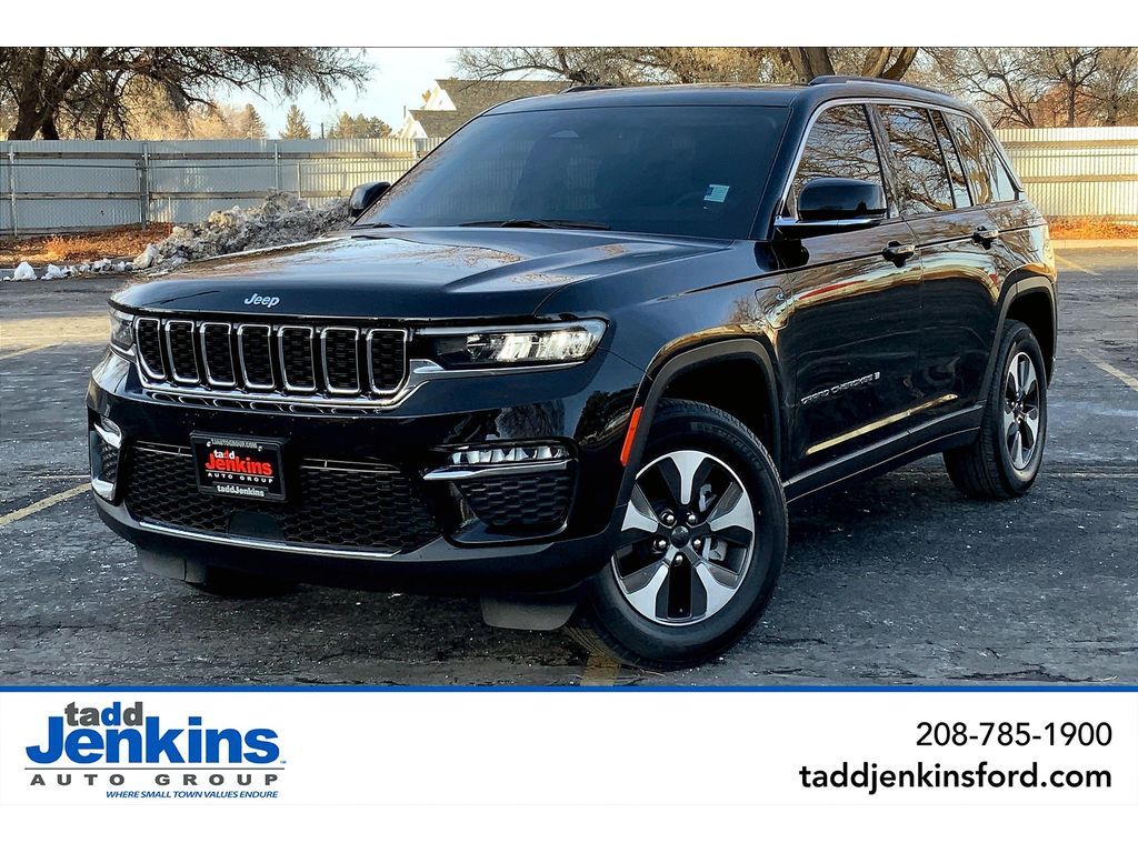 2023 - Jeep - Grand Cherokee 4xe - $37,995