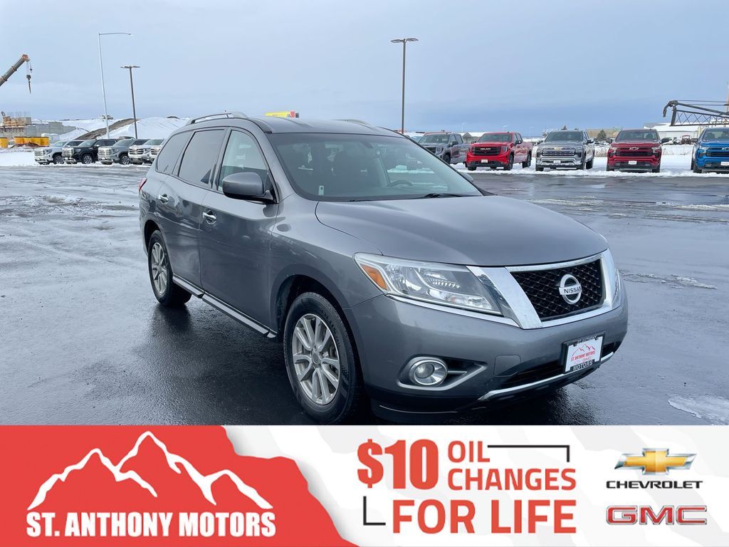 2016 - Nissan - Pathfinder - $7,995