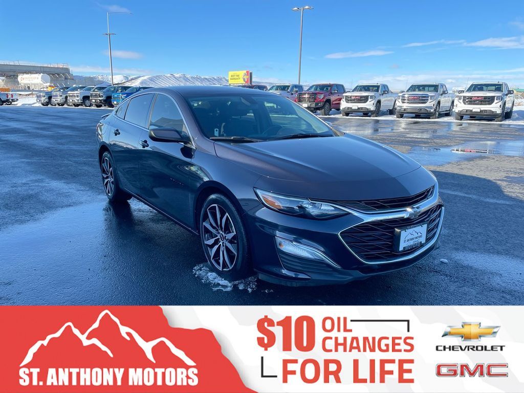 2022 - Chevrolet - Malibu - $19,999