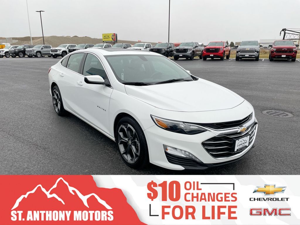 2022 - Chevrolet - Malibu - $19,999