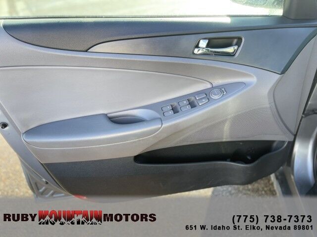 cdn-ds_com-stock-2012-Hyundai-Sonata-GLS-Elko-NV-seo-ECL8846-5NPEB4AC7CH452731-szi62020-3e9ffa9b8a9e519ad7339d294f650fa3_jpg