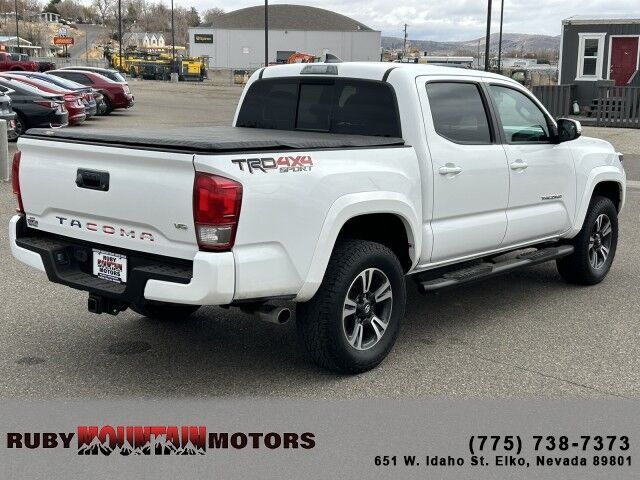 cdn-ds_com-stock-2017-Toyota-Tacoma-TRD-Sport-Elko-NV-seo-ECL8846-3TMCZ5AN1HM104113-szi97789-aae959aed1d362c34ba94a8b6c5b2f4c_jpg