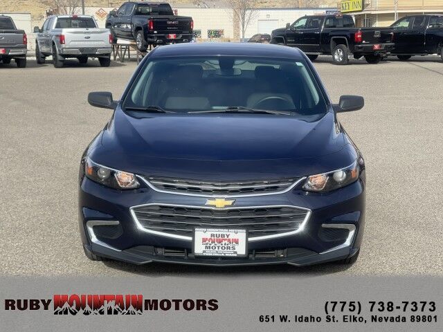 cdn-ds_com-stock-2018-Chevrolet-Malibu-LS-Elko-NV-seo-ECL8846-1G1ZC5ST1JF214277-szi95348-aa5b439bf03ba377a641c78bd7ae3713_jpg