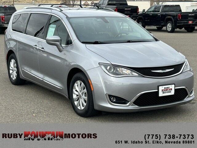 cdn-ds_com-stock-2018-Chrysler-Pacifica-Touring-L-Elko-NV-seo-ECL8846-2C4RC1BG4JR211675-szi99151-865ba3c0071c405cabe0eb390a10e0d7_jpg