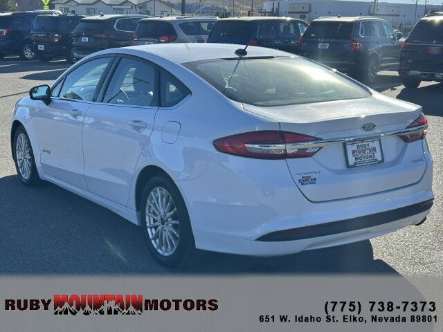 cdn-ds_com-stock-2018-Ford-Fusion-Hybrid-S-Elko-NV-seo-ECL8846-3FA6P0UU6JR142105-szi80230-e4a3a447feb2caa9949701f8bd975abc_jpg