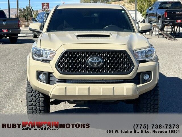 cdn-ds_com-stock-2018-Toyota-Tacoma-TRD-Sport-Elko-NV-seo-ECL8846-3TMCZ5AN9JM136636-szi108543-f00cc86d1507f22930f1e99fc4135aee_jpg