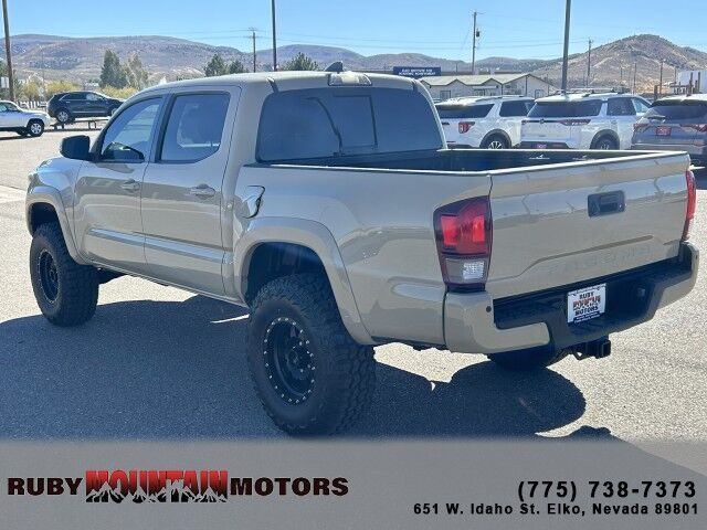 cdn-ds_com-stock-2018-Toyota-Tacoma-TRD-Sport-Elko-NV-seo-ECL8846-3TMCZ5AN9JM136636-szi90701-c03e531962800fa72558eae59b87780e_jpg