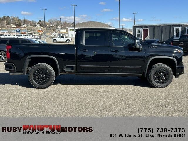 cdn-ds_com-stock-2024-Chevrolet-Silverado-2500HD-High-Country-Elko-NV-seo-ECL8846-1GC4YREYXRF186203-szi98769-525efd7c0b67bb7ec29098948370295f_jpg