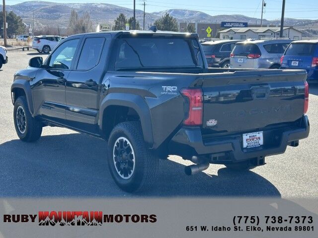 cdn-ds_com-stock-2024-Toyota-Tacoma-TRD-Off-Road-Elko-NV-seo-ECL8846-3TYLB5JN5RT028034-szi87866-9814ab2c769ee93d9ae4f5519bafd353_jpg